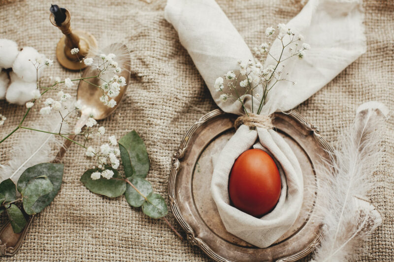 easter table setting